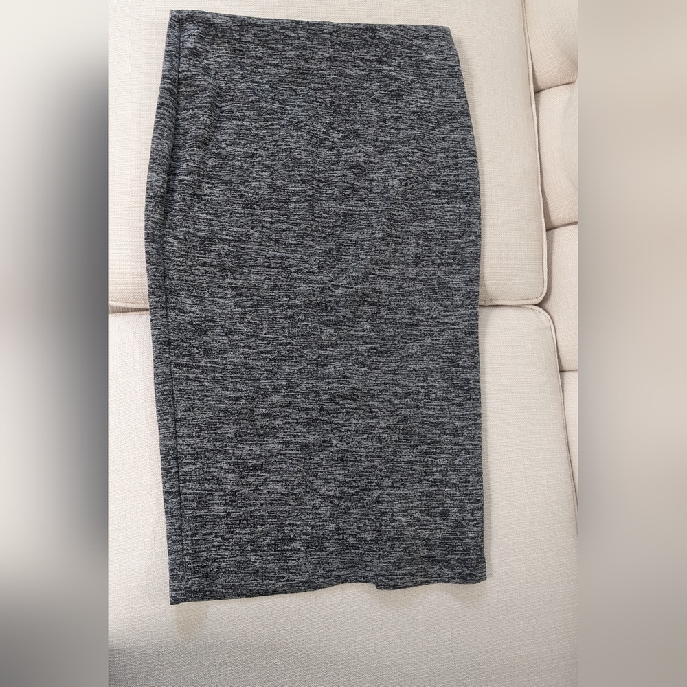 BCX Grey Skirt Size Medium